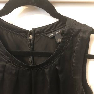 Silk banana republic blouse